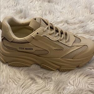 Steve Madden Beige Chunky Sneakers